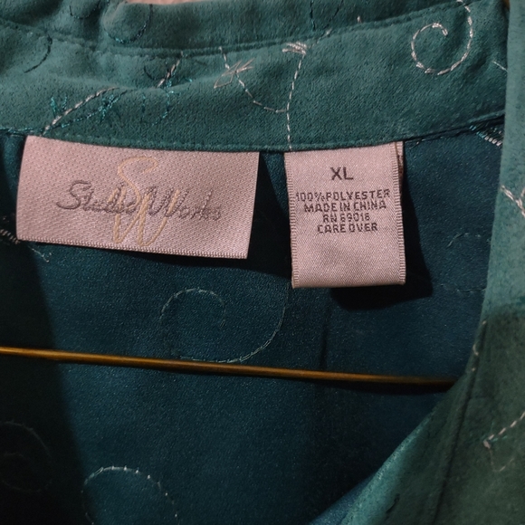 Light Weight Jacket - Picture 3 of 4